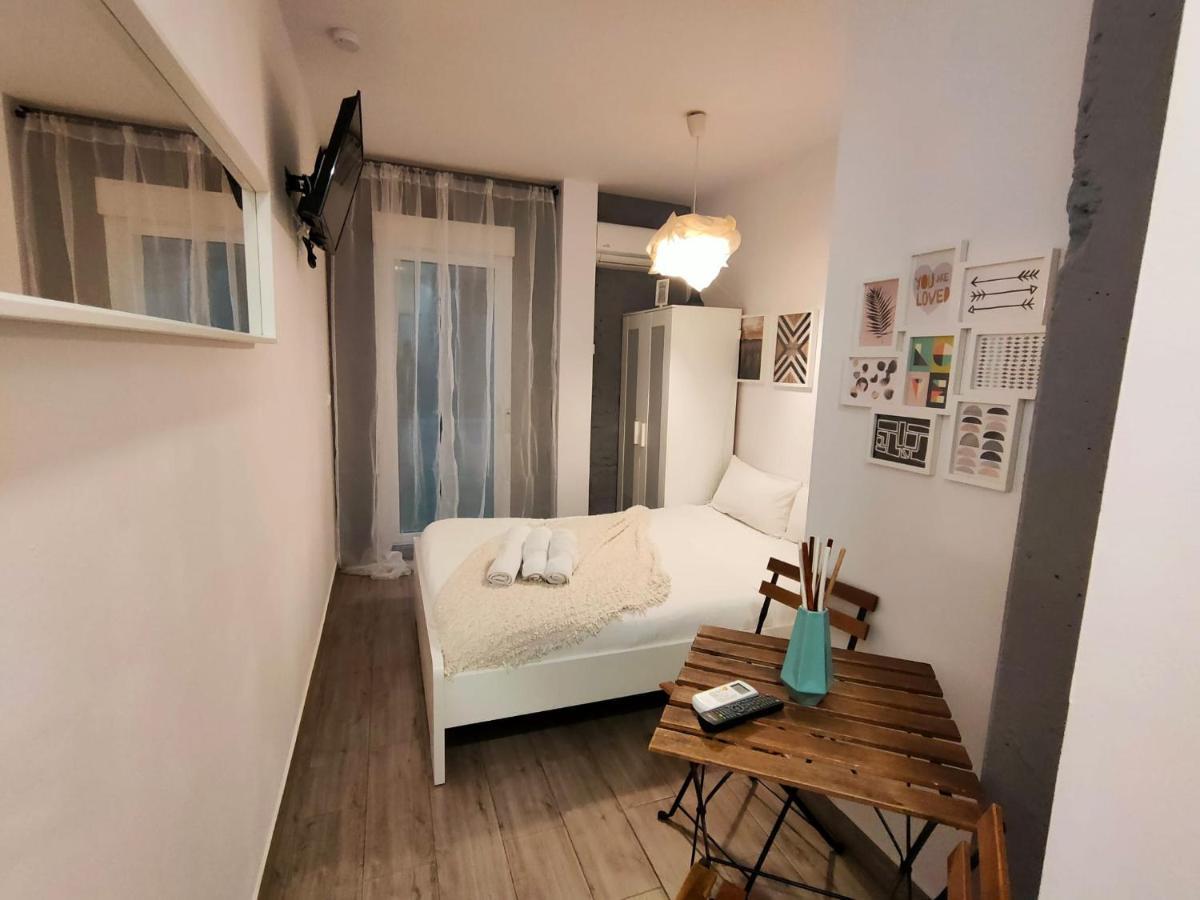 Pequeno Alojamiento Con Mini Piscina - No Climatizada Valencia Kültér fotó